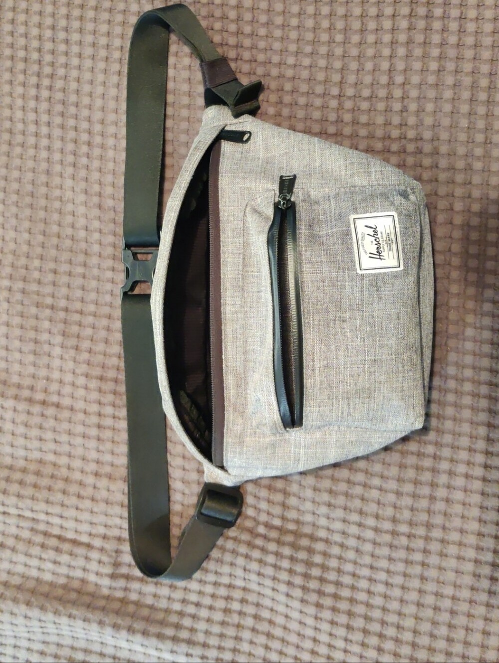 Herschel Supply Company Light Grey Waist Pack with Black Strap